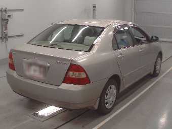 TOYOTA COROLLA 2001 Image 2