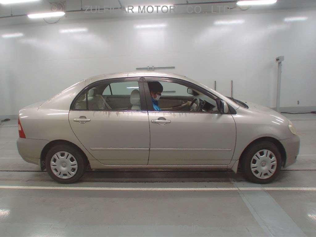 TOYOTA COROLLA 2001 Image 3