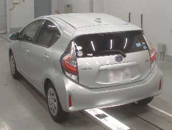 TOYOTA AQUA 2018 Image 5