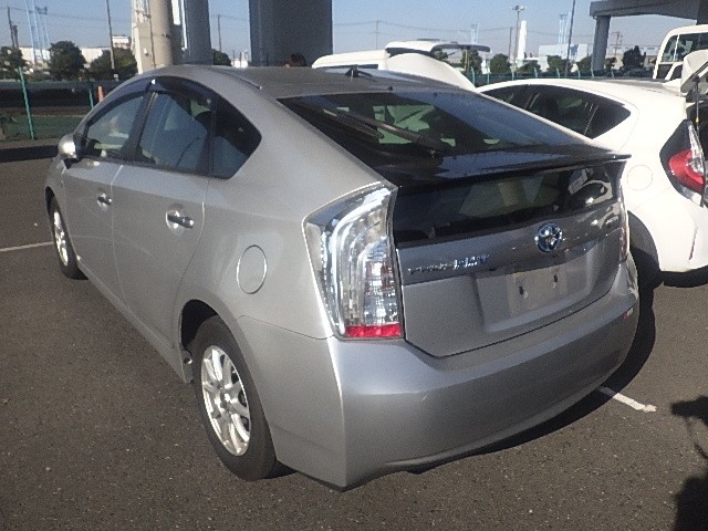 TOYOTA PRIUS PHV 2012 Image 23