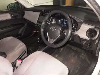 TOYOTA COROLLA AXIO 2013 Image 3