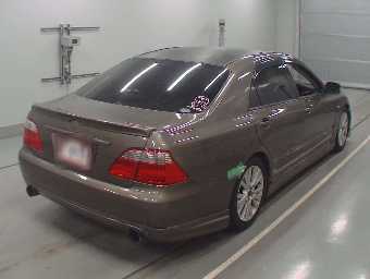 TOYOTA CROWN 2006 Image 2