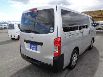 NISSAN NV350 CARAVAN 2017 Image 2