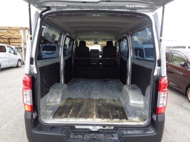 NISSAN NV350 CARAVAN 2017 Image 3