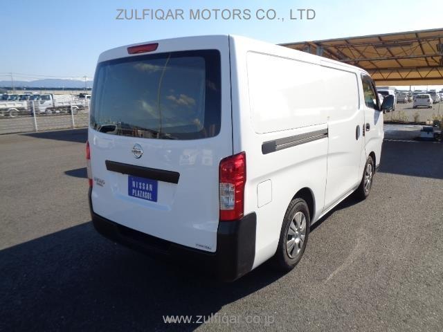 NISSAN NV350 CARAVAN 2017 Image 2