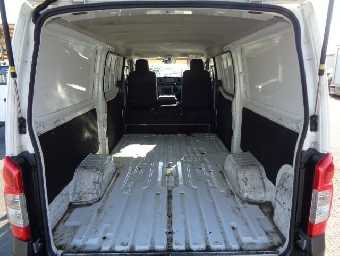 NISSAN NV350 CARAVAN 2017 Image 3