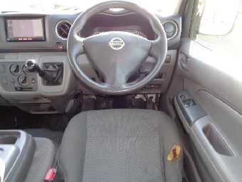NISSAN NV350 CARAVAN 2017 Image 4