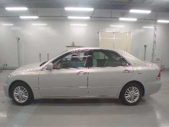 TOYOTA CROWN 2004 Image 4