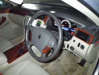 TOYOTA CROWN 2004 Image 6