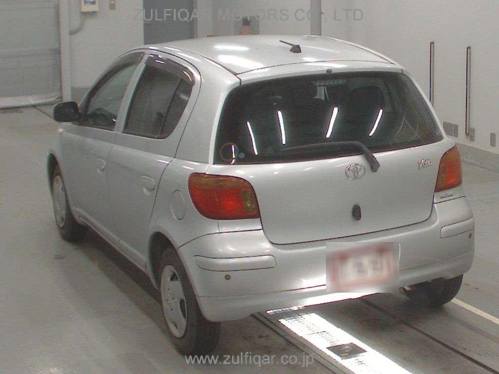 TOYOTA VITZ 2003 Image 6