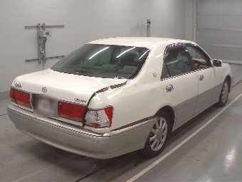 TOYOTA CROWN 2003 Image 2