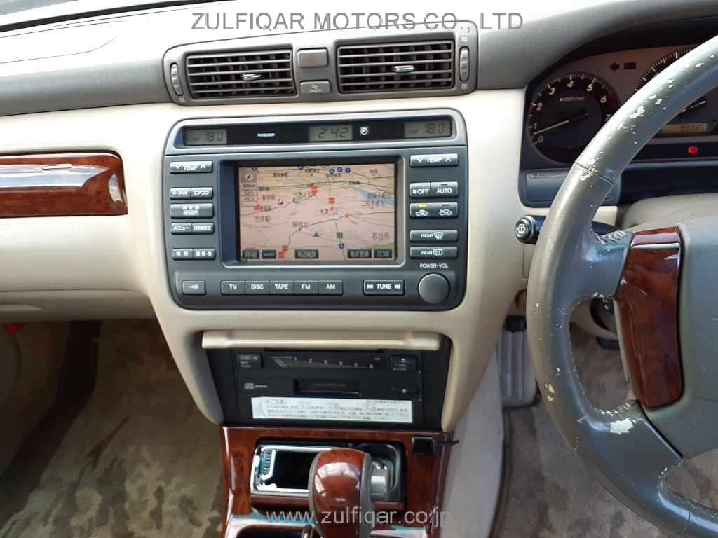 TOYOTA CROWN 2003 Image 9