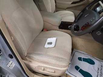 TOYOTA CROWN 2006 Image 6