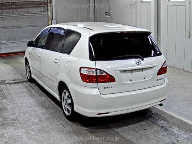 TOYOTA IPSUM 2008 Image 2
