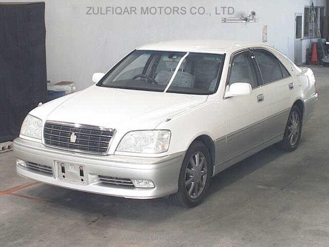 TOYOTA CROWN 2003 Image 4