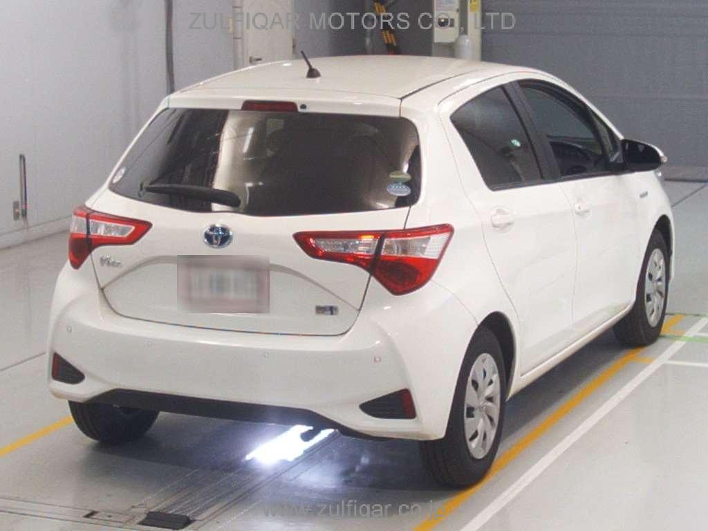 TOYOTA VITZ 2019 Image 2
