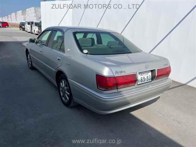 TOYOTA CROWN 2003 Image 2