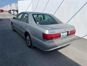 TOYOTA CROWN 2003 Image 2