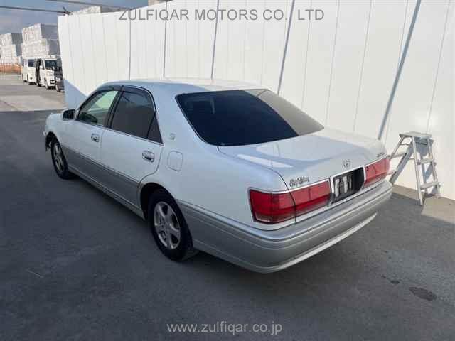 TOYOTA CROWN 2001 Image 2