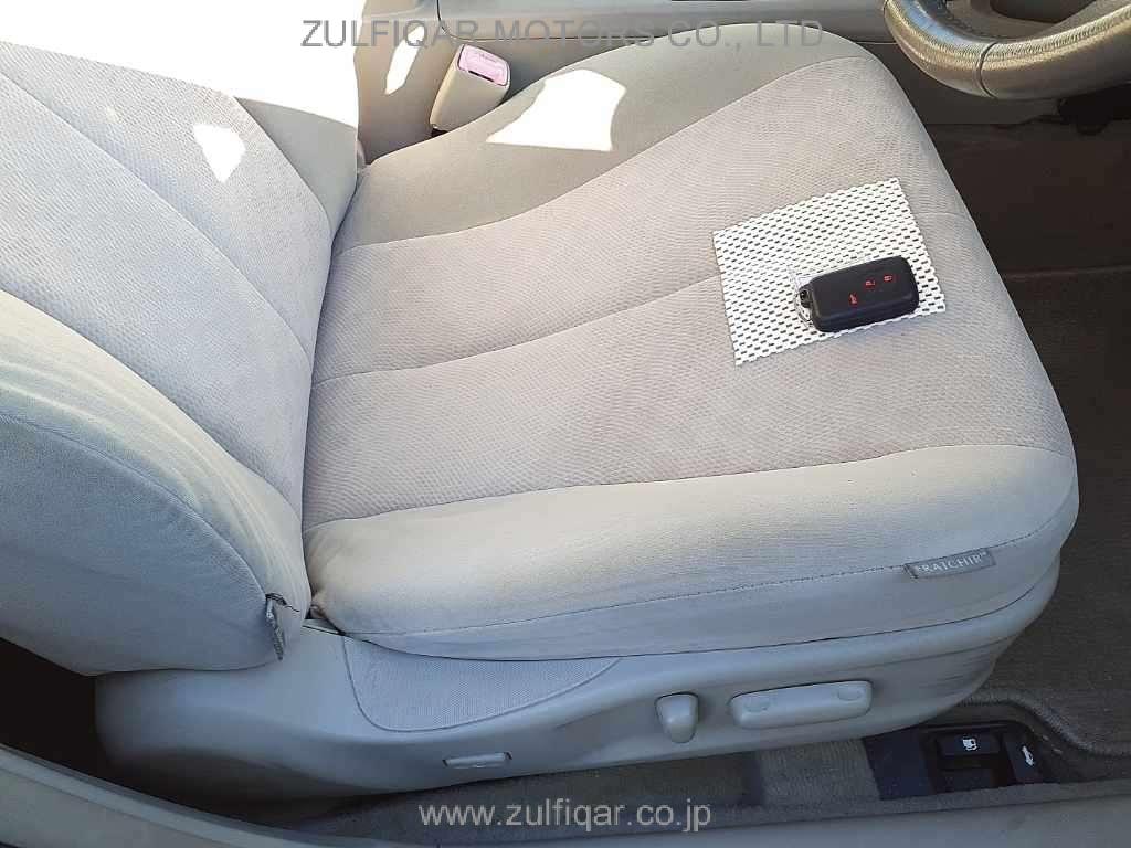 TOYOTA CAMRY 2009 Image 8