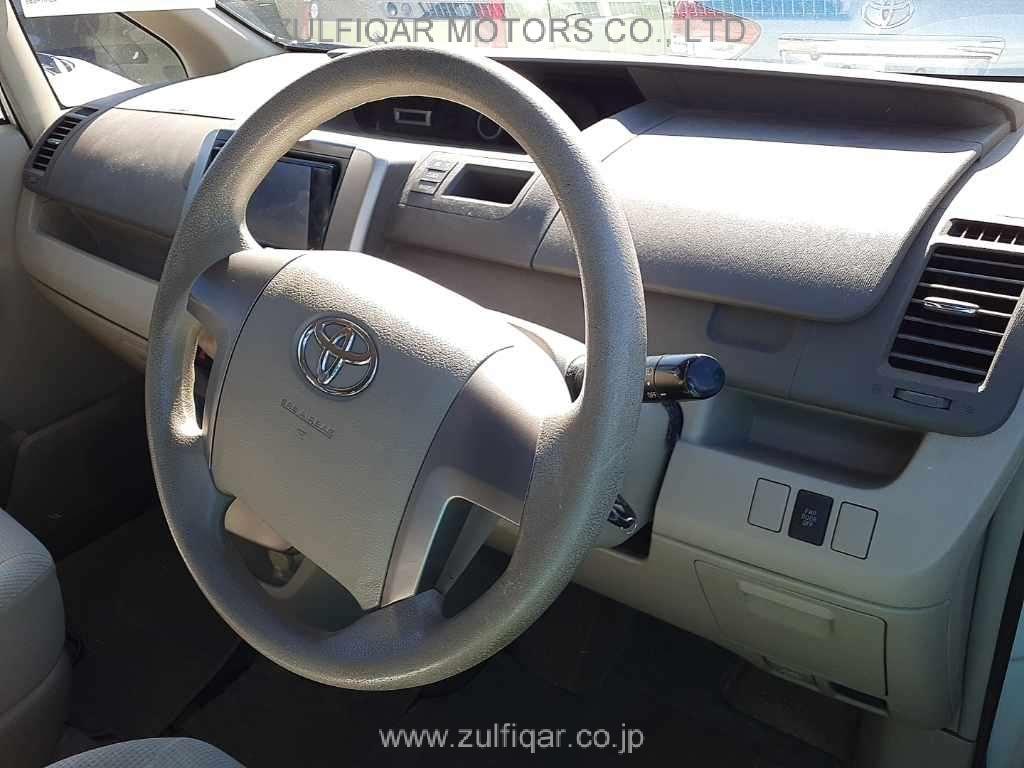 TOYOTA NOAH 2008 Image 7
