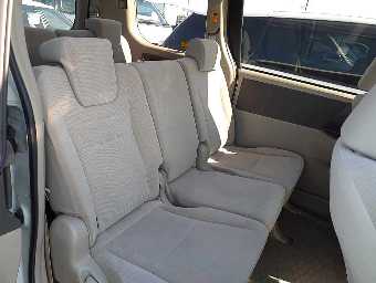 TOYOTA NOAH 2008 Image 7