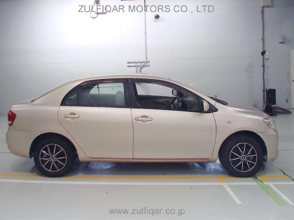TOYOTA COROLLA AXIO 2010 Image 3