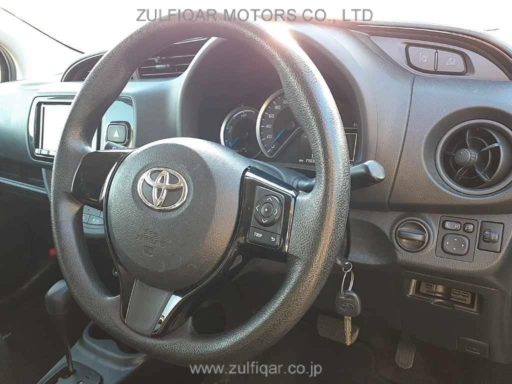 TOYOTA VITZ 2019 Image 7