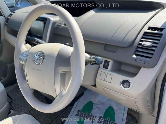 TOYOTA NOAH 2009 Image 3