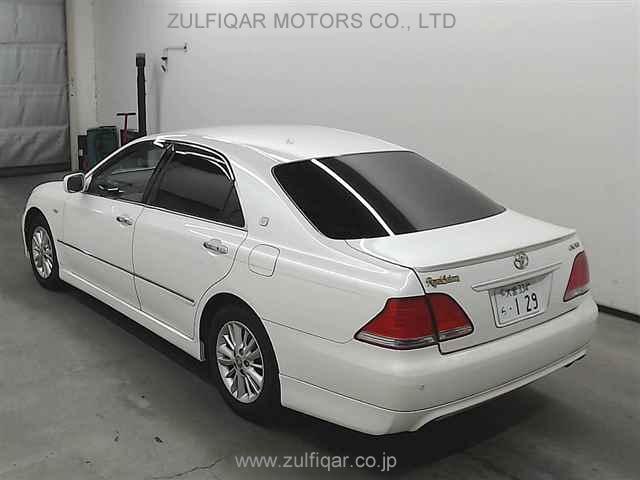 TOYOTA CROWN 2004 Image 2