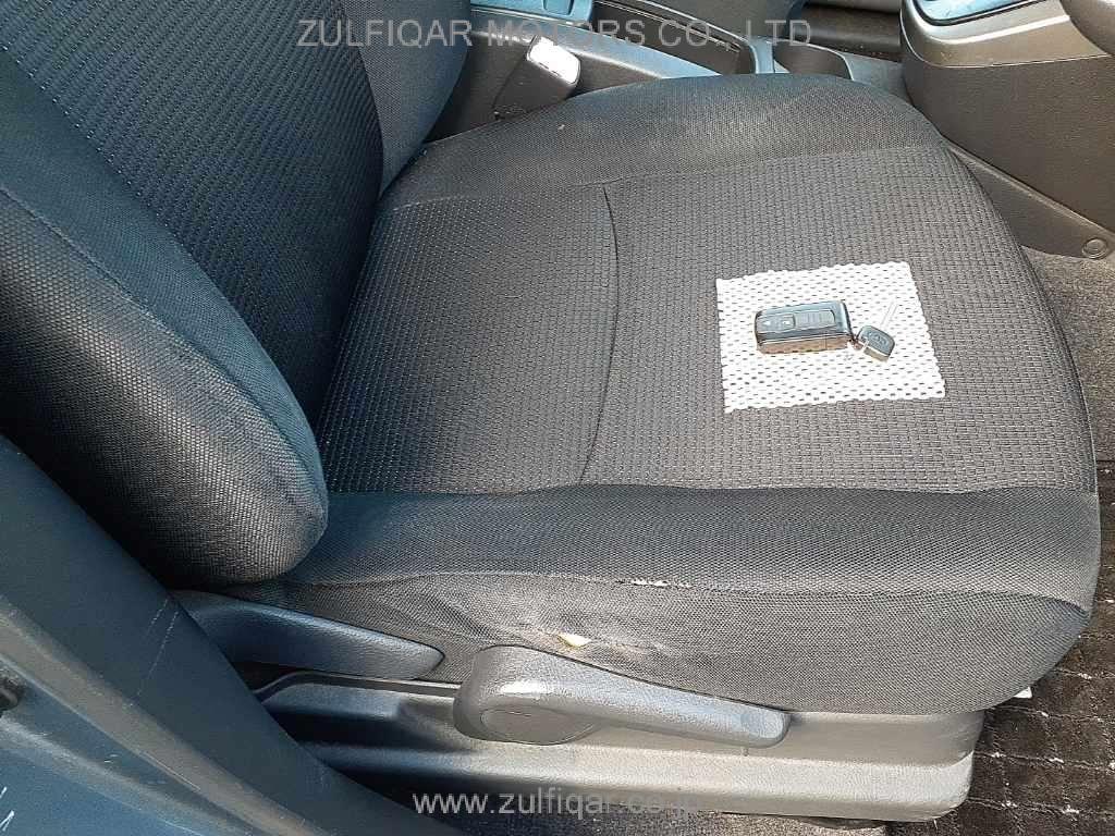 TOYOTA RUSH 2006 Image 8