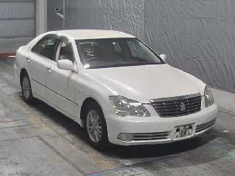 TOYOTA CROWN 2005 Image 5