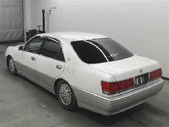 TOYOTA CROWN 2002 Image 2