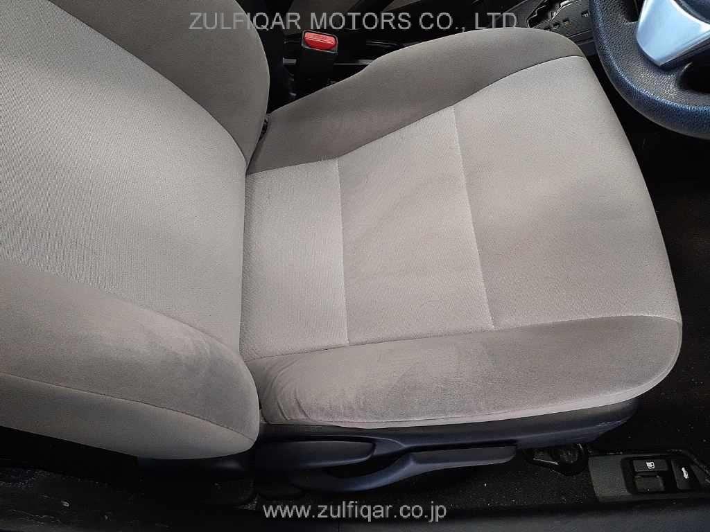 TOYOTA COROLLA AXIO 2017 Image 8