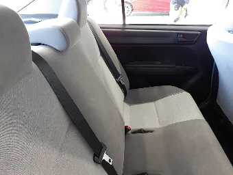 TOYOTA COROLLA AXIO 2017 Image 9