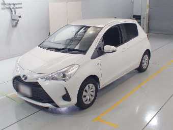 TOYOTA VITZ 2019 Image 1