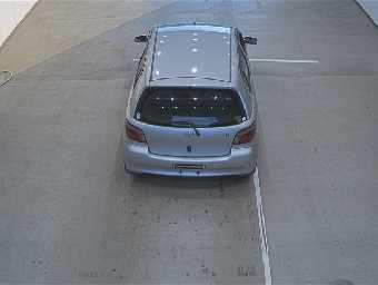 TOYOTA VITZ 1999 Image 3