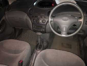 TOYOTA VITZ 1999 Image 4
