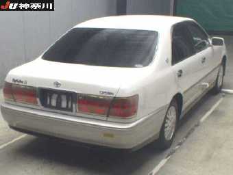 TOYOTA CROWN 2001 Image 4