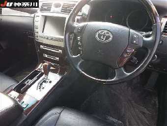 TOYOTA CROWN MAJESTA 2008 Image 6