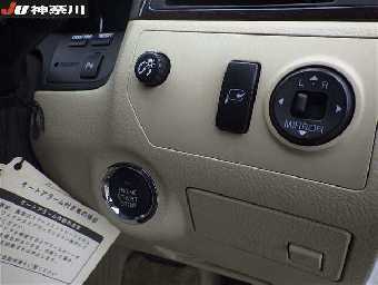 TOYOTA CROWN 2008 Image 6