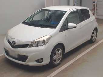 TOYOTA VITZ 2011 Image 1