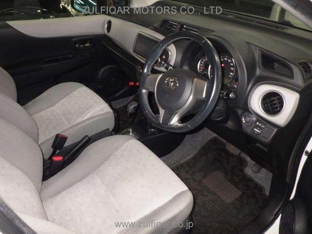 TOYOTA VITZ 2011 Image 3