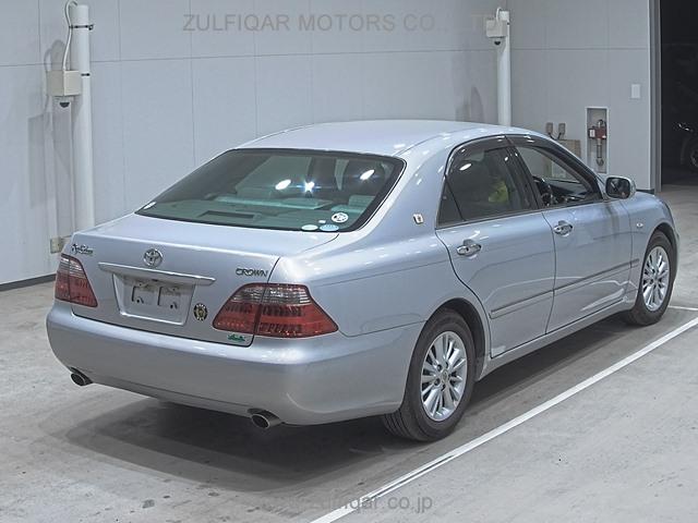 TOYOTA CROWN 2005 Image 2