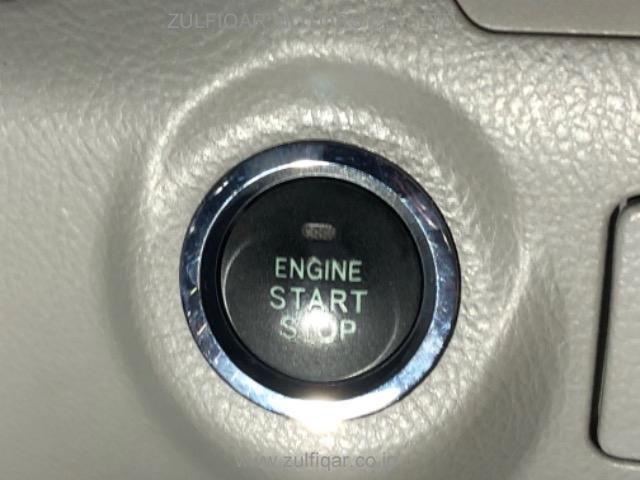 TOYOTA CROWN 2005 Image 3