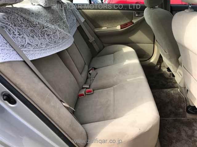 TOYOTA COROLLA 2004 Image 6