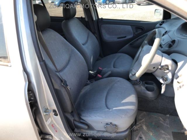 TOYOTA VITZ 2000 Image 8