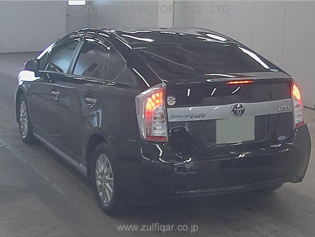 TOYOTA PRIUS PHV 2014 Image 2