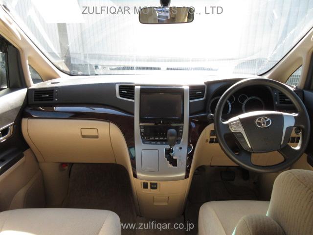 TOYOTA ALPHARD 2013 Image 9