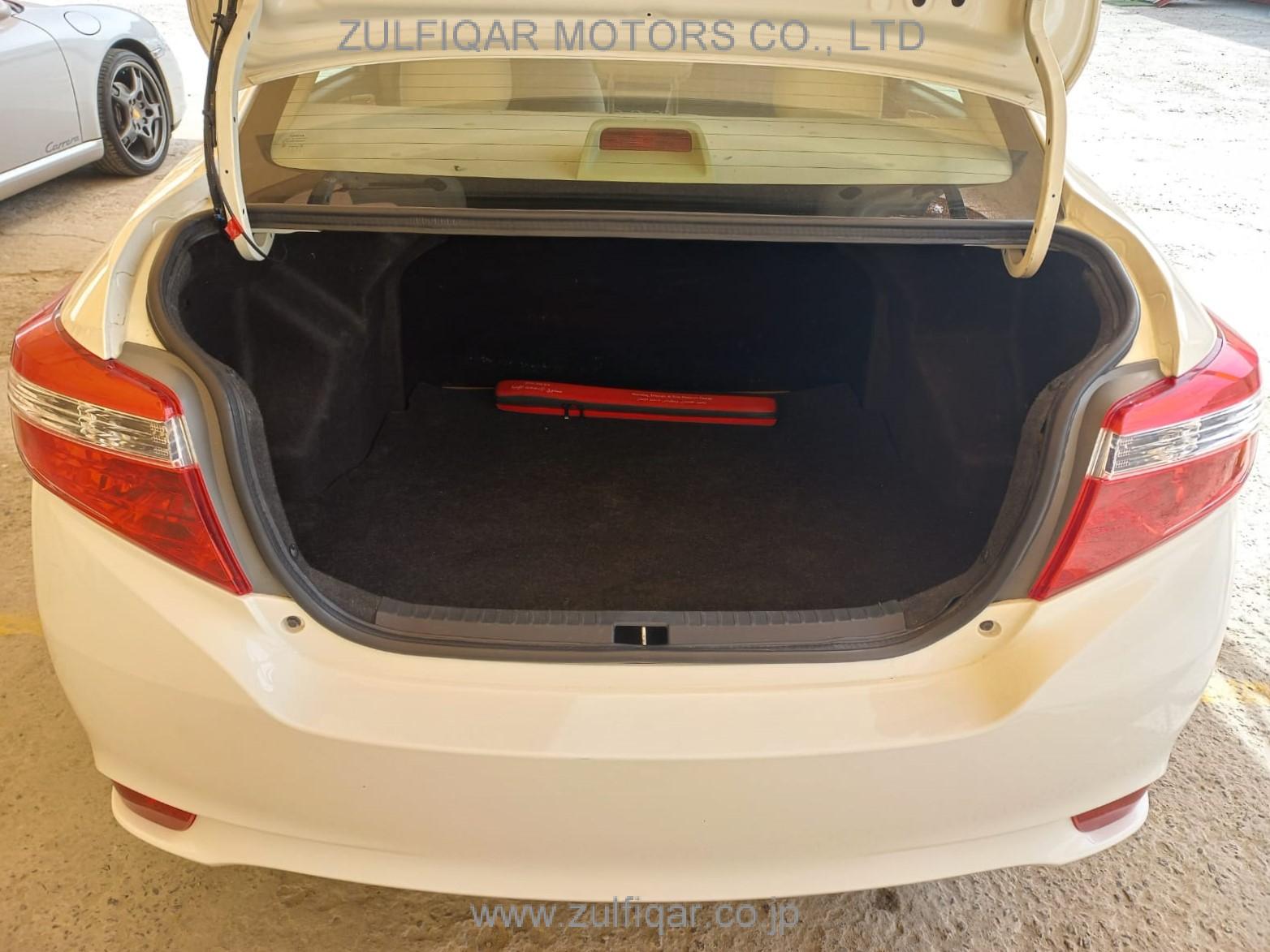 TOYOTA YARIS 2017 Image 11